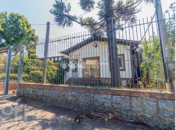 Casa · 202m² · 2 Quartos · 3 Vagas · Casa/terreno entre a Praça Japão e a Nilo Peçanha!