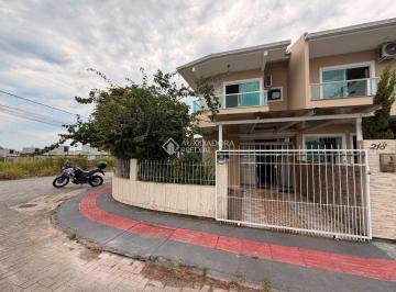 Casa · 90m² · 3 Quartos · Sobrado Geminado Premium com Área Gourmet Exclusiva e Suíte com Sacada no Portal da Colina