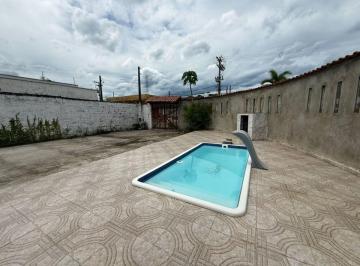 Casa de 2 quartos, Itanhaém · Casa com piscina e 2 quartos em Itanhaém - R$ 320.000,00.