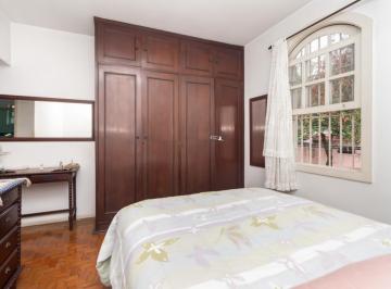bea8e8d4-c4a0-4254-802f-27d5175d3882 · Elegante sobrado para venda em Vila Firmiano Pinto com 3 quartos, sendo 1 suíte, 132m²