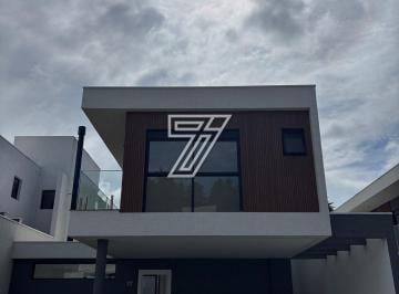 Casa · 252m² · 4 Quartos · 2 Vagas · Casa à venda - em Santo Inácio