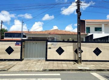 Casa · 210m² · 4 Quartos · 2 Vagas · Casa em Campina Grande: Conforto e Localização!