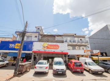 Comercial de 8 quartos, Brasília · QE 38 - Prédio comercial - loja e 6 apartamentos - Renda garantida