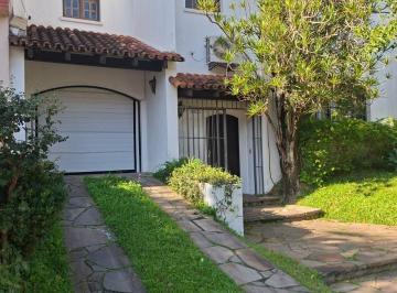 Casa · 217m² · 3 Quartos · 2 Vagas · Casa em Boa Vista