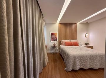 Apto 4 quartos Praia de Santa Helena · Apartamento 4 Quartos (Transformado em 3) com Suíte Master e Closet, Reformado, Sol da Manhã e 2 Vag