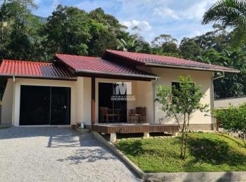 Rural · 6000m² · 2 Quartos · 1 Vaga · Sítio/Chácara à venda no bairro Aymoré