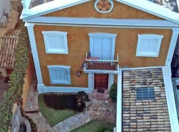 Casa · 300m² · 3 Quartos · 2 Vagas · Casa com 3 suítes 2 vagas a venda no Jardim Europa