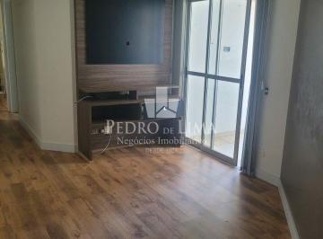 Apartamento · 70m² · 2 Quartos · 2 Vagas · Apartamento no Tatuapé a uma quadra do metrô Carrão, 70m2 2 quartos e 2 vagas