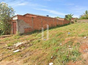 Casa · 372m² · Lote em Setor Serra Dourada  -  Goianira