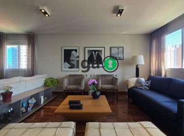 Apartamento · 198m² · 3 Quartos · 4 Vagas · Alto Padrão em Andar Alto - 198m² com 3 Suítes - Hall social Privativo - Quadra de Tênis