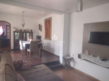 Casa · 225m² · 3 Quartos · 2 Vagas · Sobrado Frontal na Penha