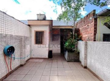 Casa · 193m² · 3 Quartos · 1 Vaga · Sobrado a venda com 3 dormitórios, 1 vaga e quintal na Mooca.