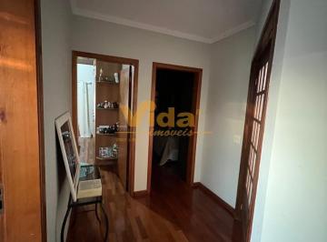 Casa · 355m² · 3 Quartos · 8 Vagas · Casa Assobradada a venda em Quitaúna  -  Osasco 03 quartos