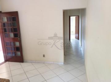 Casa · 70m² · 2 Quartos · 1 Vaga · Oportunidade - Casa - Bosque dos Eucaliptos - 2 Dormitórios - 70m².