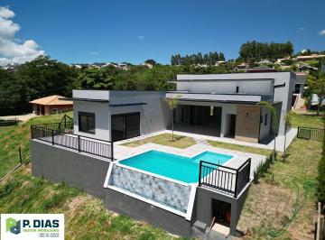 Rural · 1073m² · 3 Quartos · 2 Vagas · Arquitetura Contemporânea em Meio à Natureza – Casa de Campo em Condomínio Fechado em Pinhalzinho