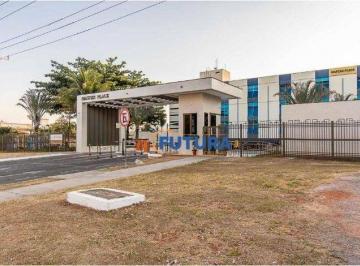 e4c86cf7baa41619de5297abf59b627cfd93f87e · Kitenete mobiliada com 25m², 1 quarto, armários, vaga coberta, Nascente - 912 Norte, Master Place.