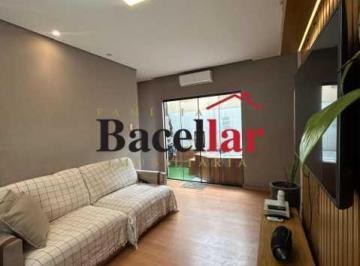 Apartamento · 80m² · 4 Quartos · Apartamento : Padrão / Residencial / Riachuelo