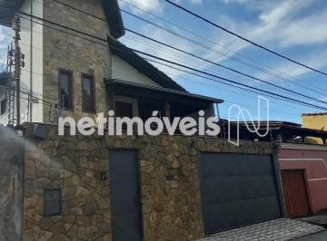 ec71ea99-aa2d-4da8-a2ab-53906422396f.webp · Casa no Conjunto Àgua Branca!