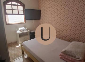 foto do quarto  · Casa com 3 Dormitórios e  1 vaga com 138m2