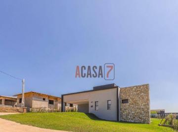 3167580bb96007836b8b8cb83555977c22502c59 · Casa Térrea com 3 suítes à venda - Condomínio Village Ipanema II - Araçoiaba da Serra/SP
