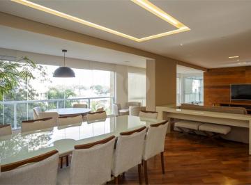 Apartamento · 240m² · 3 Quartos · 3 Vagas · Apartamento com 3 quartos à venda em Campo belo - SP