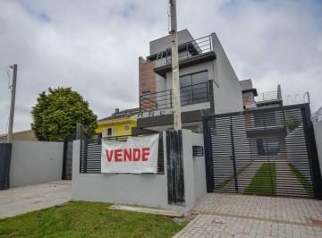 Casa de 3 quartos, Curitiba · Sobrado Quintal terraço 3 quartos suíte 3 vagas Xaxim