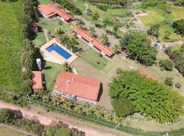 Rural de 15 quartos, Bofete · Sitio Pousada 56000M²excelente localização