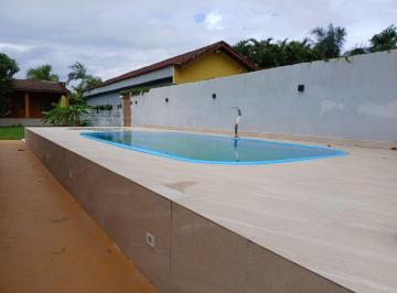 Casa de 2 quartos, Itanhaém · Casa para Venda, Itanhaém / SP. Possui piscina e 02 dormitórios.