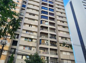 Apartamento de 3 quartos, Curitiba · No coração do Batel, andar alto com vista panorâmica.