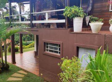 Casa de 5 quartos, Mairiporã · Casa com 5 quartos, 226 m2 -AC ,1.085 m2 -AT, á venda por R$ 995.000. Serra da Cantareira