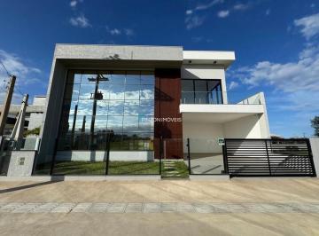 Casa de 3 quartos, Arroio do Sal · SOBRADO DE LUXO A APENAS 150 METROS DO MAR EM ARROIO DO SAL!