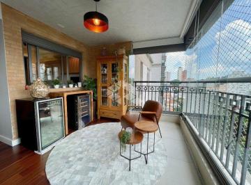 Apartamento · 113m² · 3 Quartos · 2 Vagas · Apartamento à Venda com 3 Dormitórios sendo 2 Suítes e 2 Vagas de Garagem.