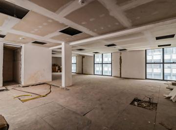 Comercial · 135m² · 2 Vagas · Sala comercial na Rua Pamplona, N. 818 - Cj. 62 • 135 m²