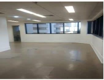 Comercial · 90m² · 2 Vagas · Sala comercial na Rua Sampaio Viana, N. 277 - Cj. 114 • 90 m²