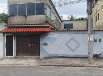 Casa · 220m² · 2 Quartos · 3 Vagas · Casa com 2 Quartos e terraço em Guaratiba!