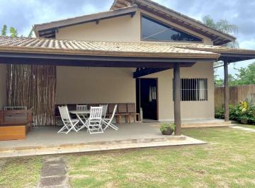 Casa · 150m² · 3 Quartos · 3 Vagas · Casa térrea com três dormitórios (1 suite) e mezanino, a apenas 200m da praia.