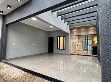 Casa de 3 quartos, Rio Verde · Casa à venda no Gameleira I de 125 m², suíte com closet e cozinha gourmet.