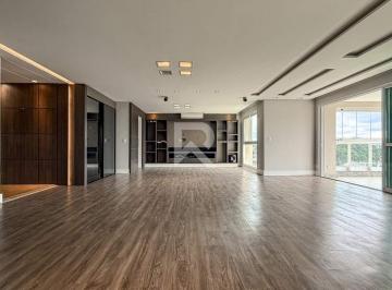 Apartamento · 266m² · 3 Quartos · 3 Vagas · Apartamento Semi Mobiliado em Cond. Clube com Vista Livre, Andar Alto, Face Norte e 3 Suítes para Co