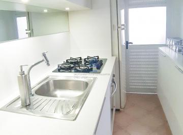 Apartamento · 73m² · 2 Quartos · 1 Vaga · Apartamento, 2 dormitórios, suíte, ampla sacada, 1 vaga coberta, reformado