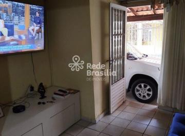 Casa · 158m² · 3 Quartos · 2 Vagas · QSF 2 | Casa Comercial 3 Quartos sendo 1 Suíte com 2 Vagas de Garagem Coberta - Aceita Financiamento