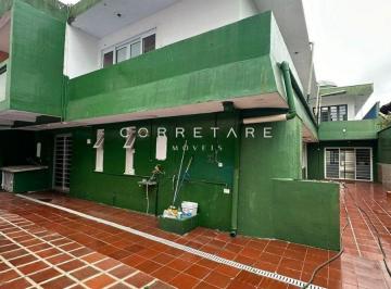 Casa de 3 quartos, Curitiba · Excelente casa a venda no Bacacheri. 850 mtrs, ampla, bem arejada e pronta para reforma.