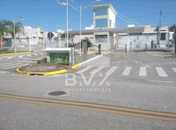 Foto 03 · Locação de Casa de Luxo em Condomínio- 3 suítes (1 master), 2 salas, 5 wcs, 2 vagas, quintal, lazer