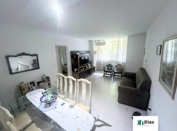 Apartamento de 3 quartos, Rio de Janeiro · Ótimo apto 3Qtos, suíte +Dependência revertida e vaga fixa. No Humaitá, junto Lagoa e Jd Botânico