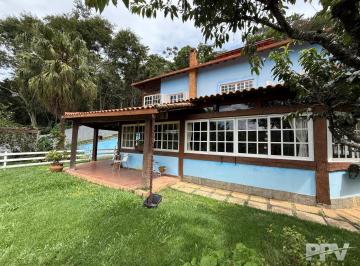 Casa · 1400m² · 5 Quartos · 2 Vagas · Casa em Golfe, Teresópolis/RJ de 1400m² 5 quartos à venda por R$ 970.000,00