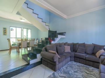 Casa · 331m² · 4 Quartos · 2 Vagas · Casa em Sítio Cercado, Curitiba/PR de 331m² 4 quartos à venda por R$ 1.500.000,00