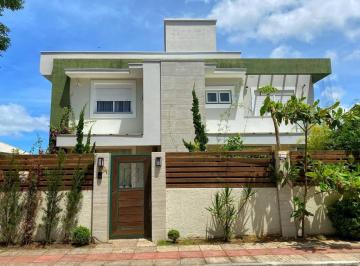 Casa · 260m² · 3 Quartos · 2 Vagas · Casa em Lagoa da Conceição, Florianópolis/SC de 260m² 3 quartos à venda por R$ 6.200.000,00