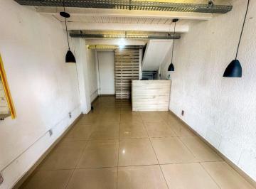 Comercial · 37m² · Loja em Piratininga, Niterói/RJ de 37m² para locação R$ 1.600,00/mes