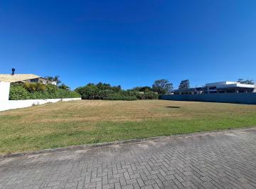 Terreno · 950m² · Terreno em Condomínio na Praia de Rosa, Imbituba/SC