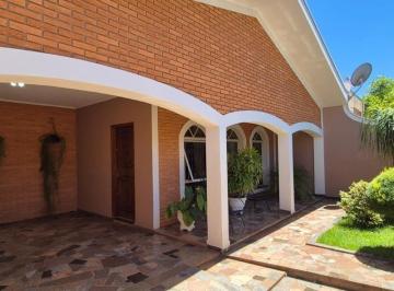 Casa · 302m² · 3 Quartos · 2 Vagas · Casa à venda em Limeira (Vila Teixeira Marques) – 3 quartos, 2 vagas, Frente