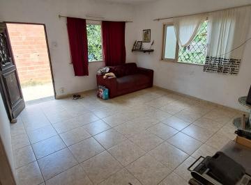 1 - Sala, tamanho 4 por 4 · Terreno com Casa